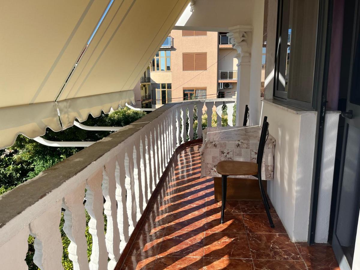 Villa Kasa Durres Bagian luar foto
